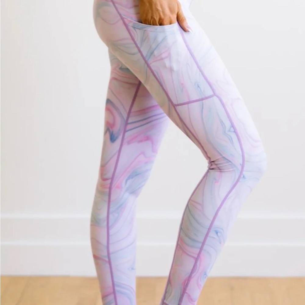 Stylish Pastel Marble Leggings